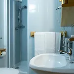 Meuble' Joli Hotell