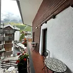 Meuble' Joli Hotell 2*