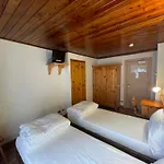 Hotel Meuble' Joli Breuil-Cervinia