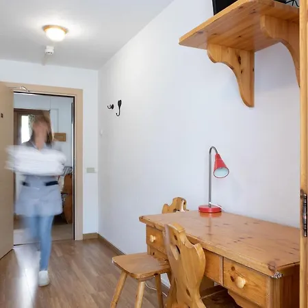Meuble' Joli
