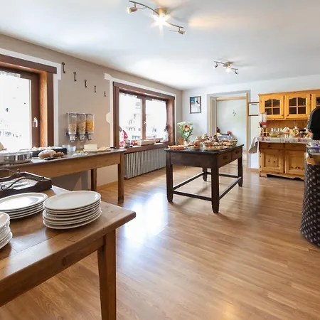 Meuble' Joli 2* ברויל-קרוויניה