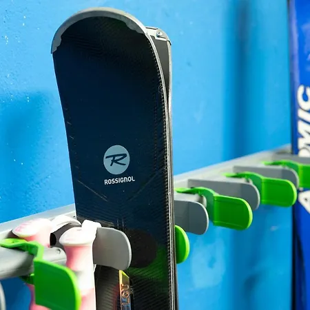 מלון Meuble' Joli