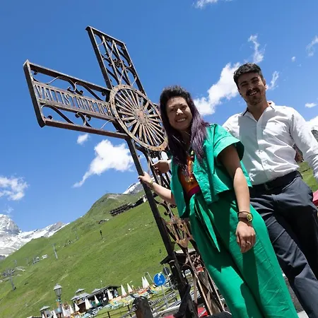 Meuble' Joli מלון