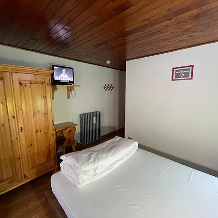 Hotel Meuble' Joli