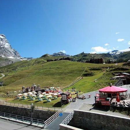 Hotell Meuble' Joli 2*