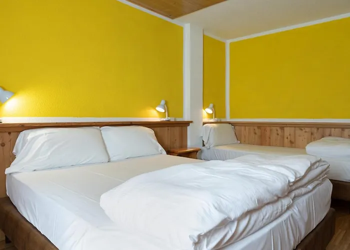 Meuble' Joli Hotel 2*